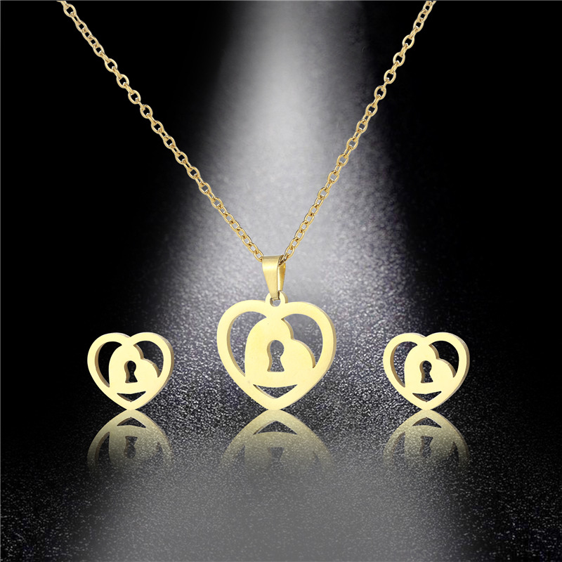 New 18K Gold Stainless Steel Heart-Shaped Safe Lock Heart-Shaped Necklace Stud Earrings Set