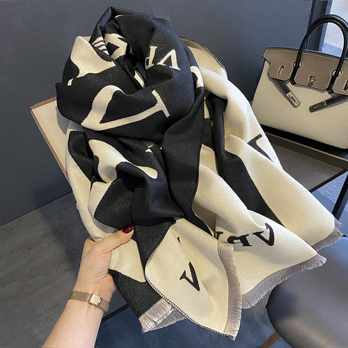 Letter flower scarf autumn and winter new style European and American style high-end outer windproof and warm imitation cashmere shawl scarf
