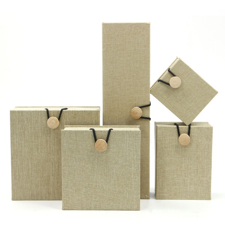 Caja de joyería de lino estilo nacional con hebilla de madera, caja de anillos vintage, caja de pulseras coleccionables, caja de embalaje para colgantes al por mayor. image 8