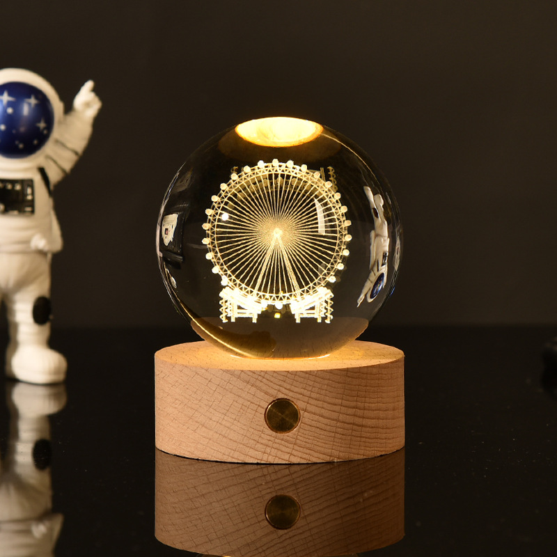Lámpara decorativa con bola de cristal 3D | Luz nocturna LED con base de madera y grabado de galaxia o luna