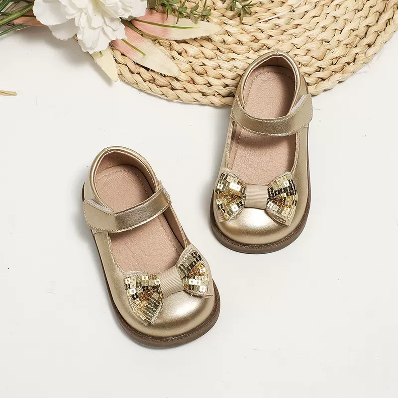跨境女童皮鞋2025新品时尚百搭蝴蝶结单鞋金色魔术贴韩版软底外贸