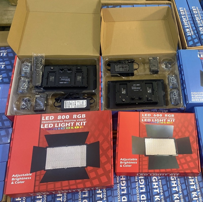 Pro led 800/600/led 660 RGB自慢の四葉バッフルランプを供給します。|undefined