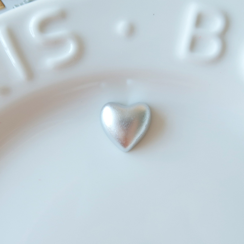 人気メッキ愛蝶ネクタイアクセサリー高級感シルバーグレー笑顔ヘアアクセサリー材料卸売り