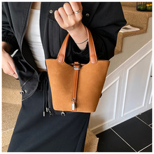 �羳�͹�ˮͰ����Ů2025�¿�r�аٴ���������e�|������˻@�Ӱ�