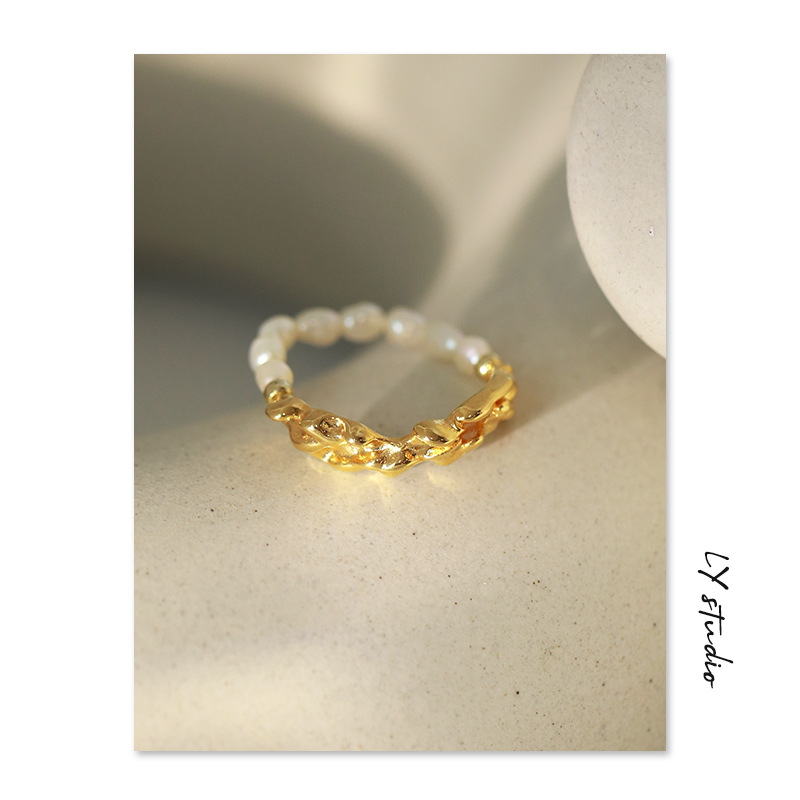 European and American Lava Real Pearl Stitching Ring Women's French Style Retro Niche Design Sense Elegant Hollow Finger Ring Bracelet