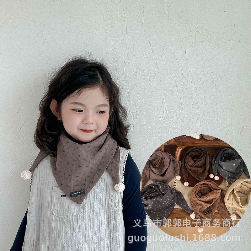 复古风儿童时尚穿搭三角巾 秋冬男女童户外保暖凹造型围巾批发|undefined