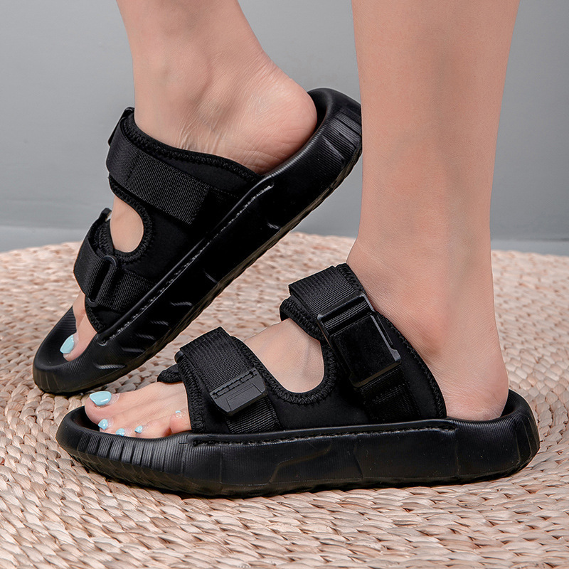 2025 new summer sandals men's breathable outro slippers men's sports soft-soled beach shoes non-slip wholesale 2025 new summer sandals men's breathable outro slippers men's sports soft-soled beach shoes non-slip wholesale