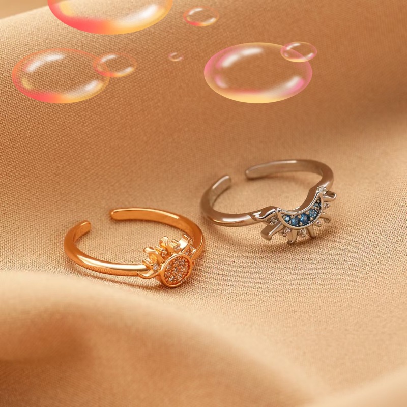 Labret stud lip piercing jewelry styling detail