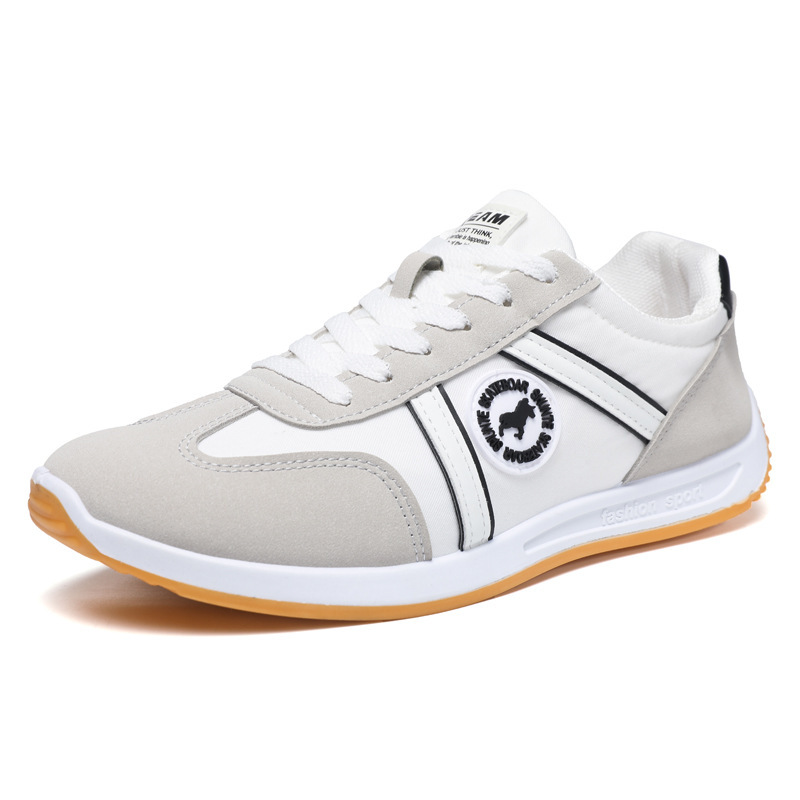 Zapatos deportivos al por mayor primavera y verano nueva moda al aire libre zapatos casuales para hombres estudiantes transpirables luz de moda lujosa zapatos para hombres