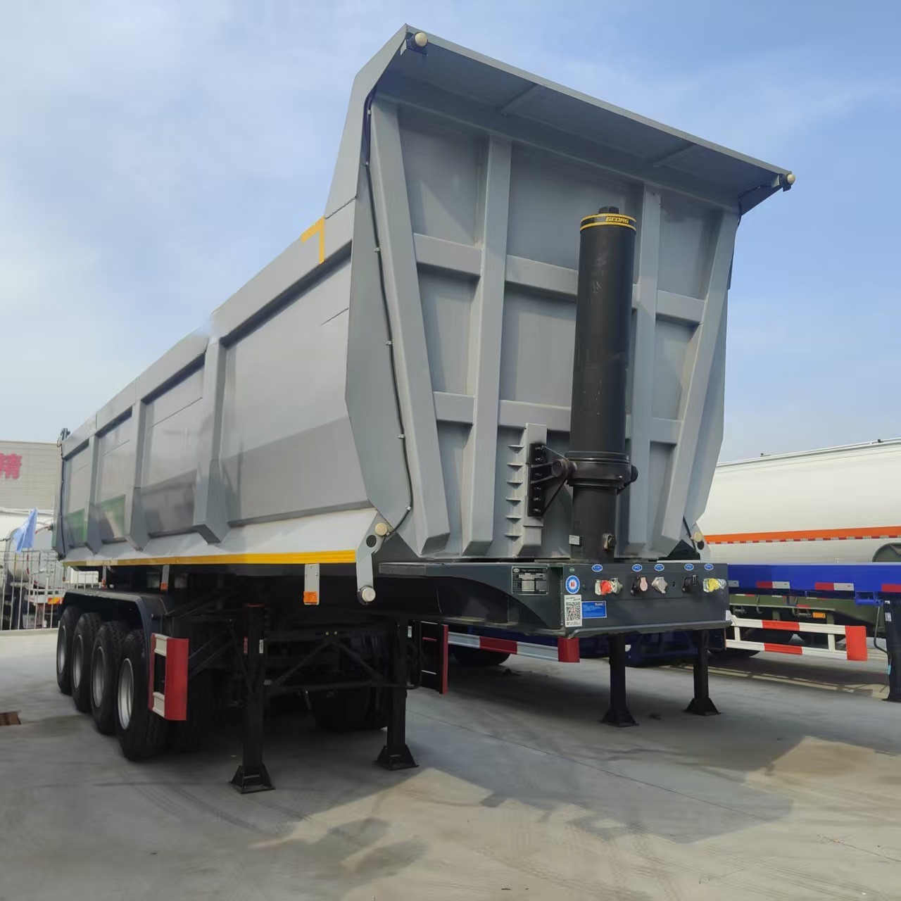 Factory Direct Sales Rear-Turning Self-Unloading 8m Heavy-Duty Skeleton Box-Type Self-Unloading Semi-Trailer Container Chassis Skeleton Trailer