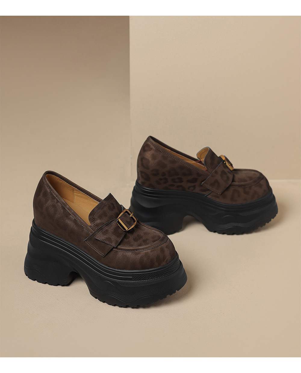 Giày loafer nữ đế xuồng họa tiết báo khóa kim loại tăng chiều cao — đen, nâu đen chi tiết 16