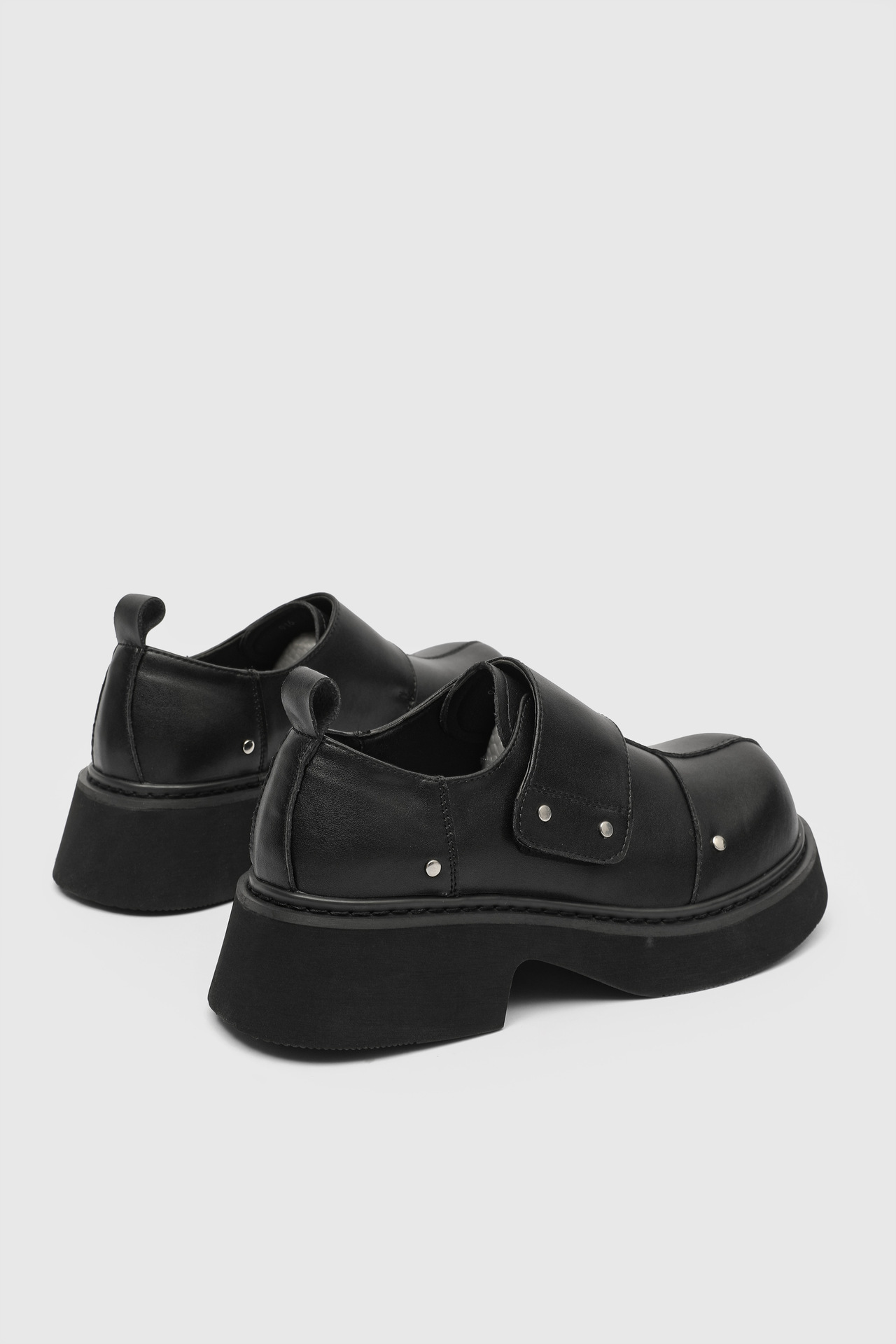 ShoeVault Printemps 2025 Nouvelle Niche Derby à semelle épaisse rehaussante pour hommes avec design surélevé, bout large, style business tendance pour hommes_voghion.com