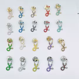 胸针;胸花;胸饰