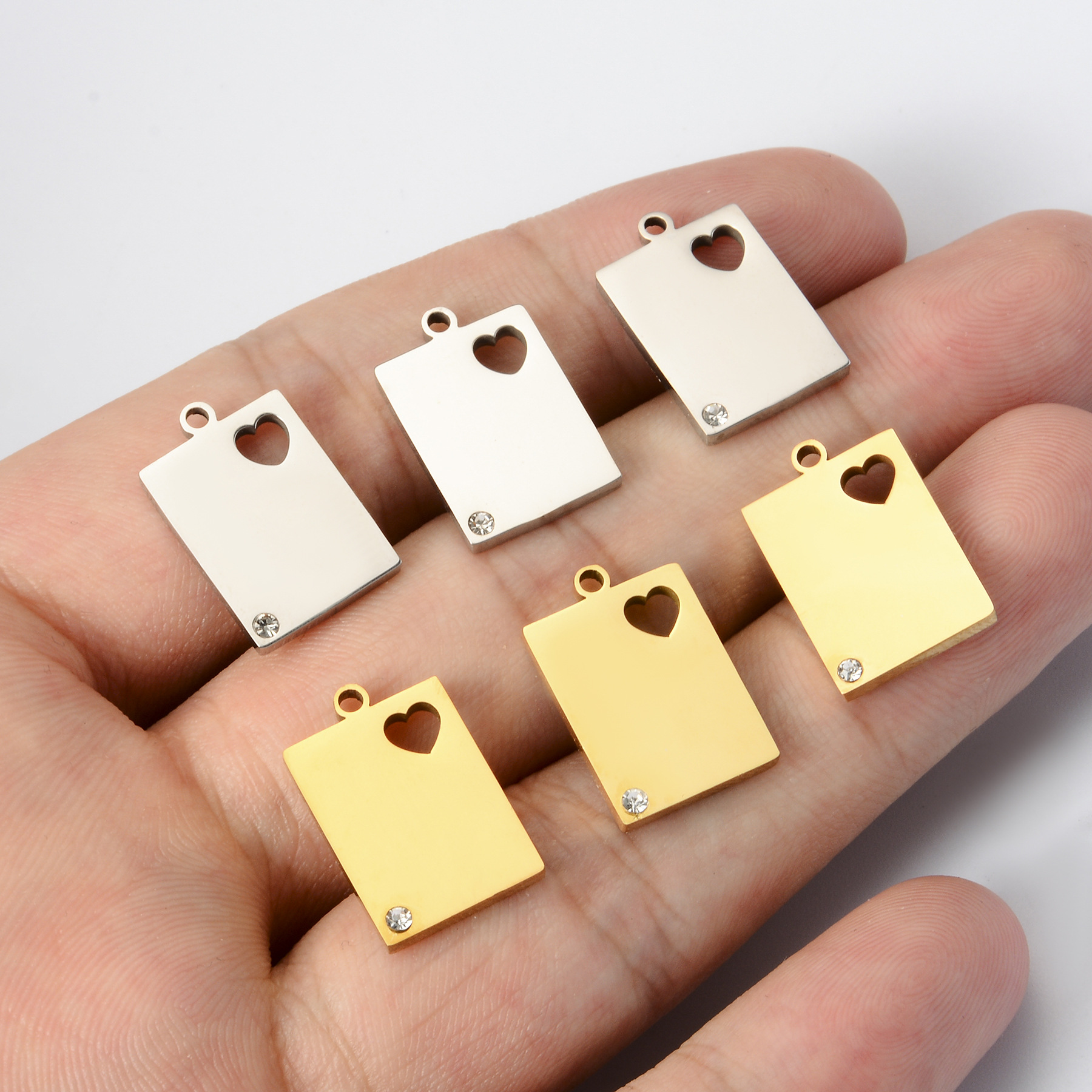5 PCS/Package Quantity 304 Stainless Steel Material 5 PCS/Package 12 * 18mm 304 Stainless Steel Zircon Heart Shape Solid Color Rectangle Polished Pendant