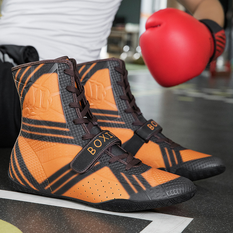Large Size Boxing Fighting Shoes, Comfortable and Lightweight Wrestling Shoes, High-Top Boots, Men's and Women's Martial Arts Competition Training Shoes, Non-Slip Shoes