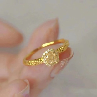 18K Sugar Cube Ring Au750 Solid Non-Moldable All-Over Golden Niche Design High-End Fashion Sense Craft Ring