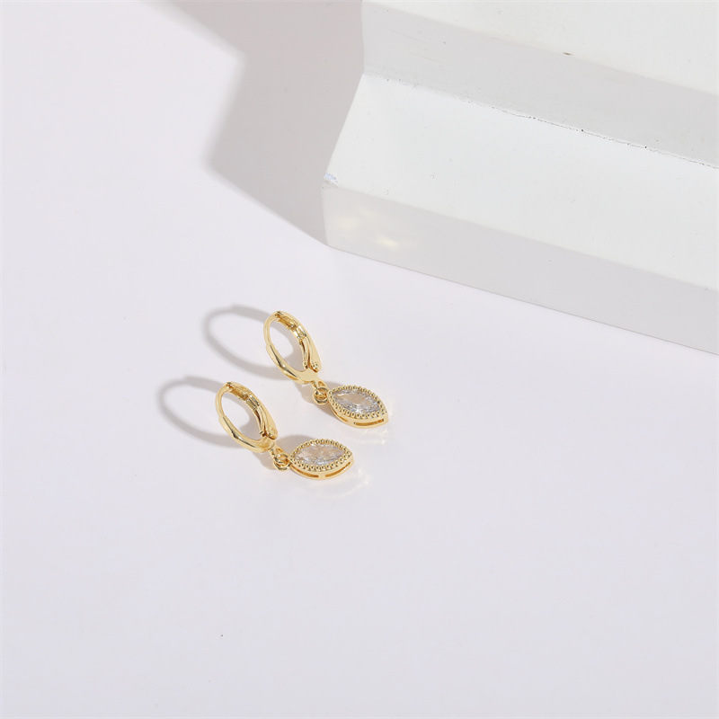 Simple Style Geometric Copper Gold Plated Zircon Drop Earrings 1 Pair