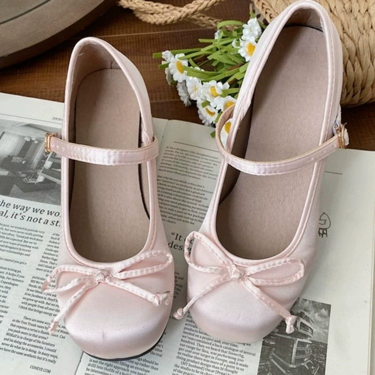 Бренд тот же универсальный маленький ароматный стиль туфли на каблуке женские 2024 осень и зима новые легкие туфли с круглой головкой французской Мэри Джейн