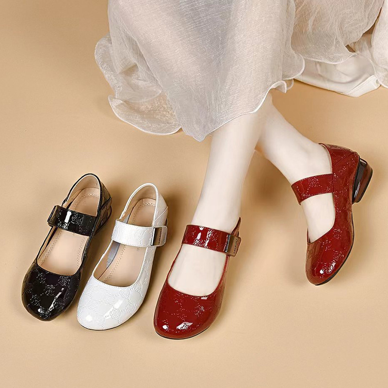 Mary Jane Shoes Round-toe Thick Heel Soft-soled Soft-top Leather Shoes Flat Women's Shoes Embossed Patent Leather Red Shoes Mary Jane Shoes Round-toe Thick Heel Soft-soled Soft-top Leather Shoes Flat Women's Shoes Embossed Patent Leather Red Shoes