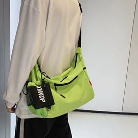 休闲背包;女士斜挎包;中大学生书包