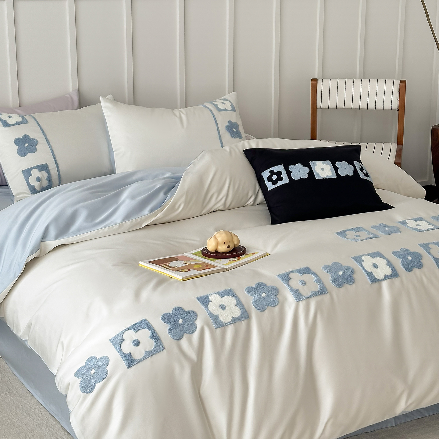 New 100S Long-Staple Cotton Towel Embroidery Four-Piece Set, Pure Cotton Cartoon Embroidery, High-End Warm Bedding