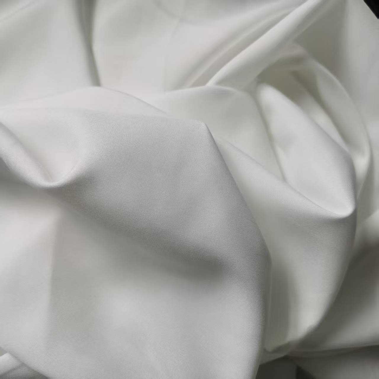 75D高弹本白布料现货批发 无弹透气垂感仿棉亲肤女裙里布汉服内衬-阿里巴巴