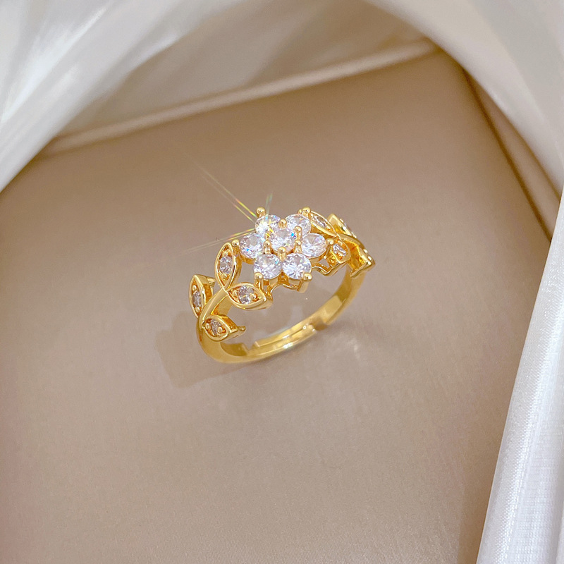 Adjustable Diamond Flower Ring Luxury Designer Jewelry For Couples_voghion.com