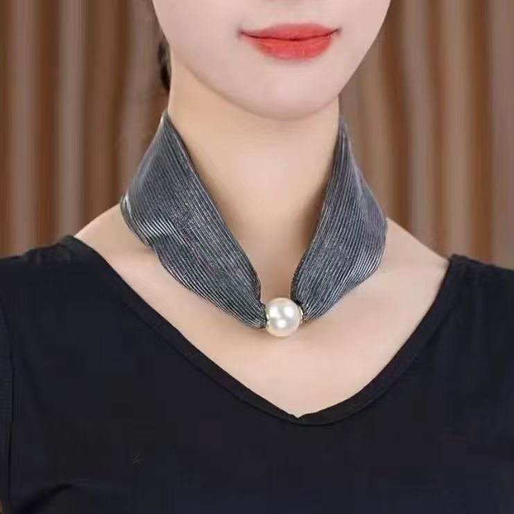회색