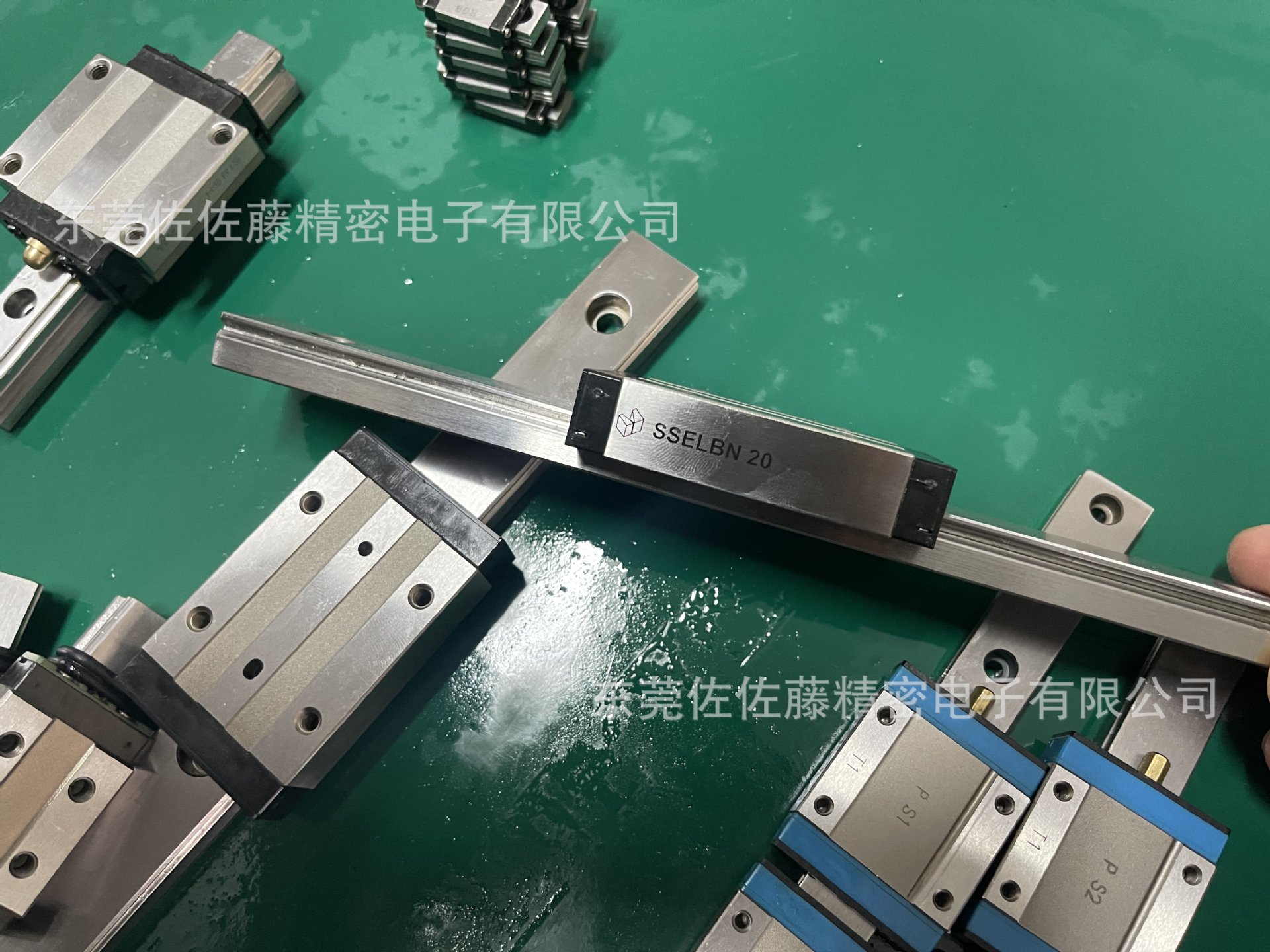 SSELBN10 SSELBN13 SSELBN16 SSELBN20精密进口直线导轨滑块