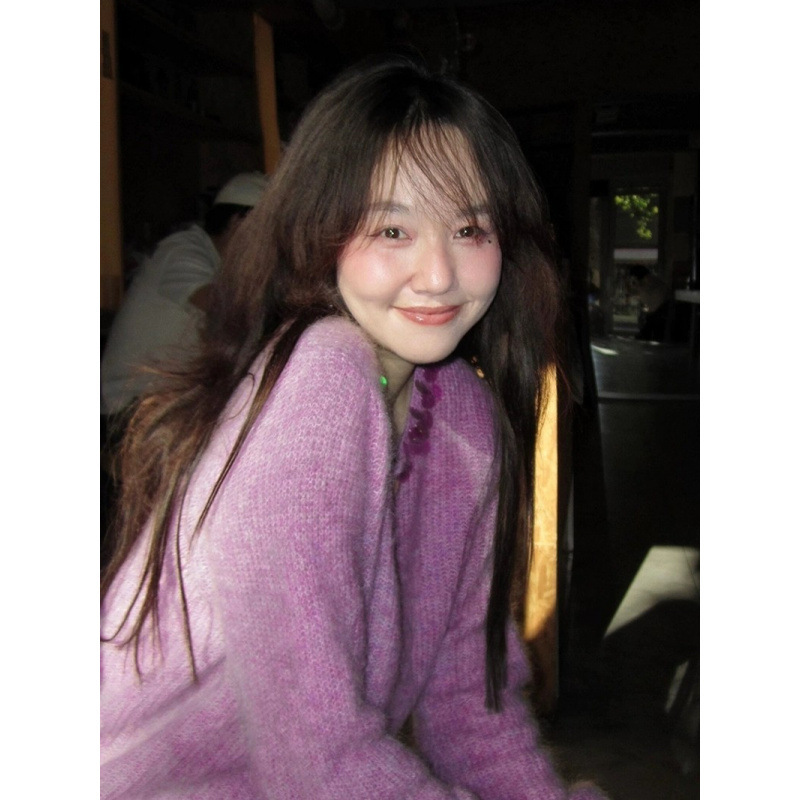 韓国系の甘くて柔らかいモチモチの乳のフフのニットの女性の秋の新型の紫色の小さい香の風のスパンコールの丸首のコートの上着|undefined