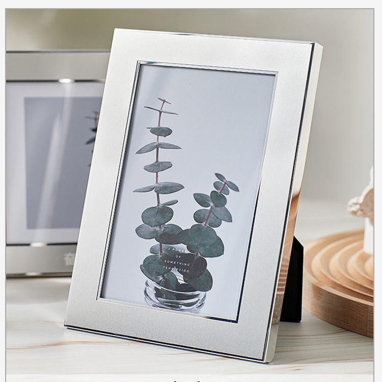 Scandinavian Can Be Engraved Simple Aluminum Photo Frame Content 67810inch Engraved Logo Business Gifts 7inch