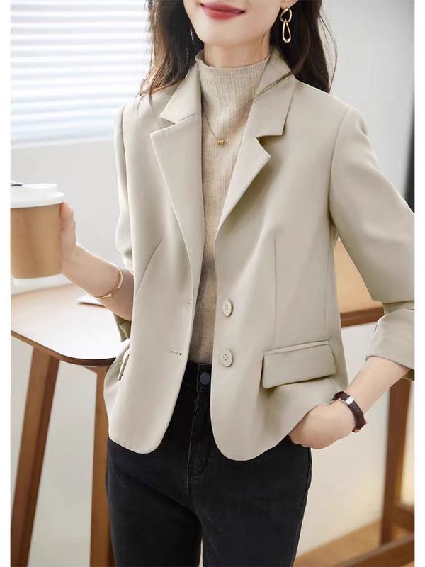 気質ブレザー女性の 2025 春と秋の新しいスタイルのシンプルな通勤多用途スーツ女性のトップショートスタイル|undefined