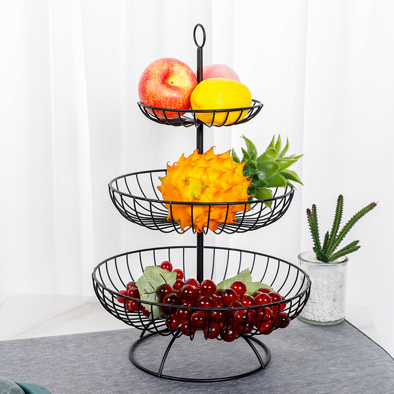 Cesta de fruta de hierro de tres capas Sala de estar de estilo europeo Placa de fruta seca Hogar negro creativo cesta de fruta de múltiples capas al por mayor