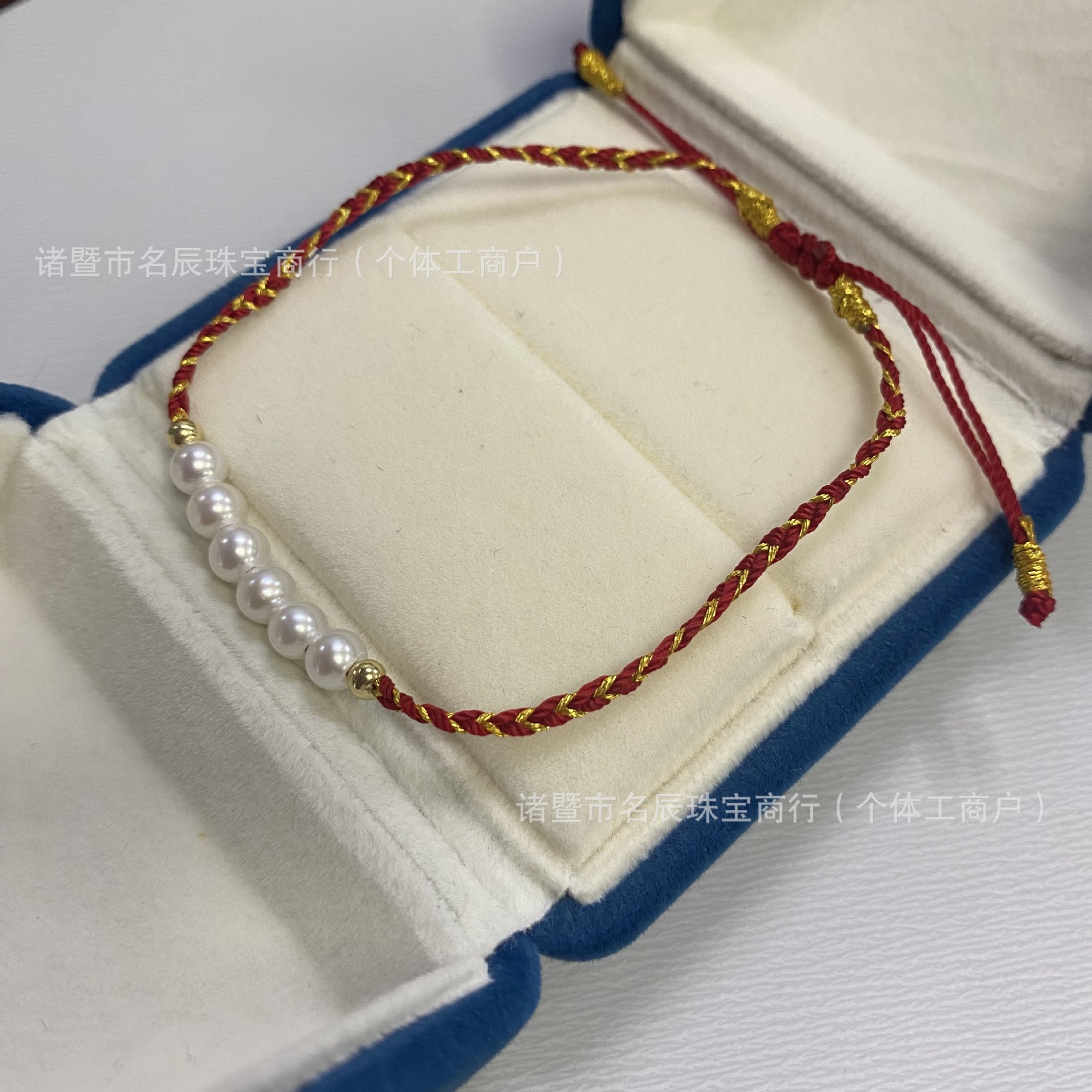 공장 직접 ZHUJI 담수 구슬 팔찌 4-5MM 손으로 짠 빨간 로프 팔찌 기질 선물을주는 여성