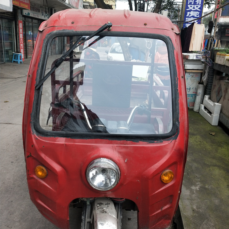 Electric tricycle windshield motorcycle canopy front windshield high-definition windshield thickened and modified