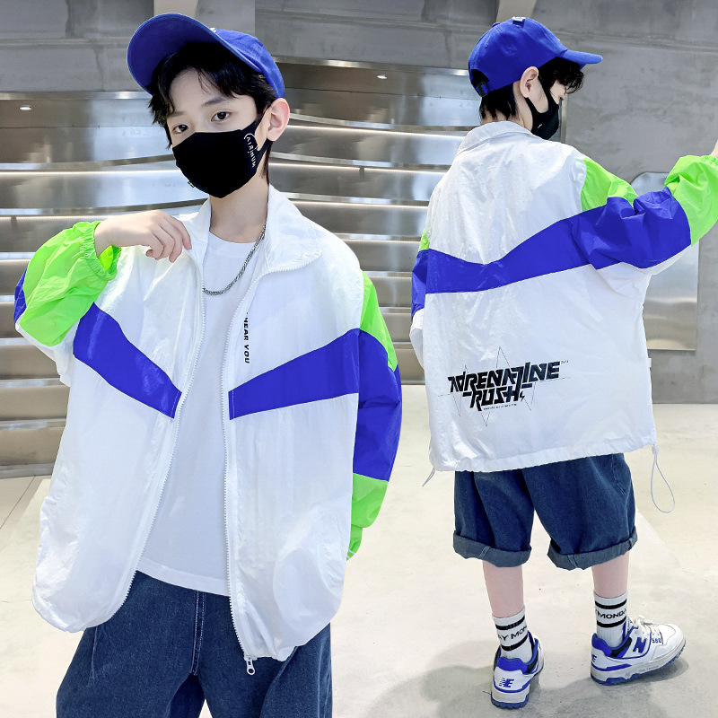Boys' Summer Streetwear Jacket Lightweight Option for Boys and Middle Children 2024 New Summer Ice Silk Sun Protection Clothes Trendy Outfit