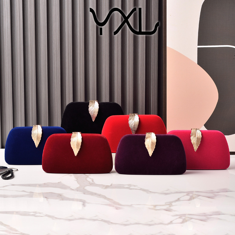 Nuevo comercio exterior transfronterizo bolsa de cena de terciopelo hoja bolso de mujer bolso cheongsam bolso de mano celebridad bolso de fiesta de terciopelo