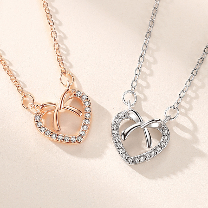 Collar de plata esterlina s925 collar de arco en forma de corazón para las mujeres estilo japonés y coreano de moda estilo coreano en forma de corazón diamante clavícula cadena diseño
