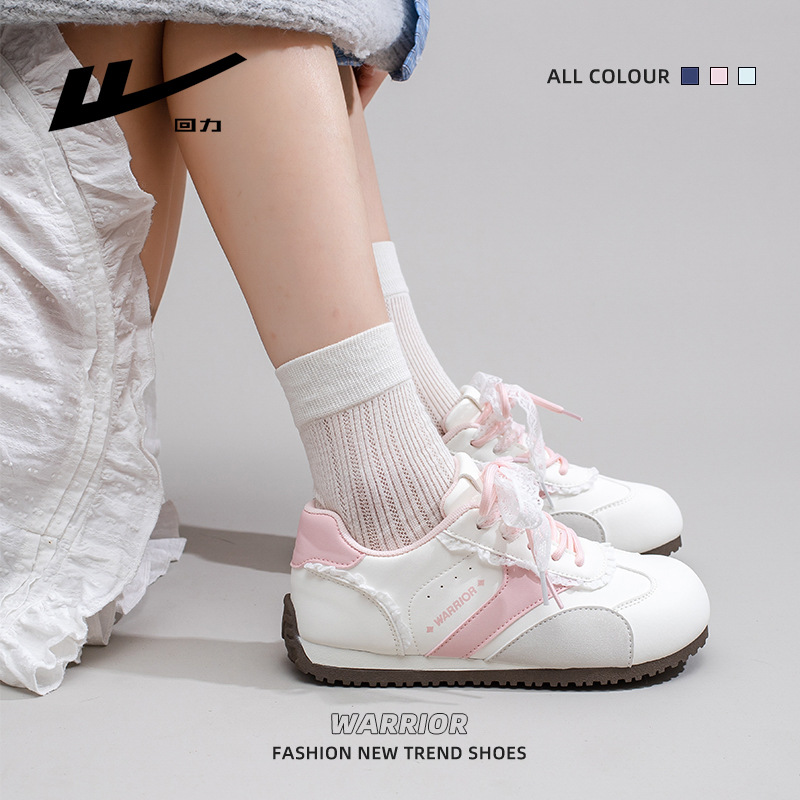 Zapatos de entrenamiento alemán de estilo de otoño nuevos juventud hermosos zapatos individuales de alto valor para estudiantes zapatos de mujer