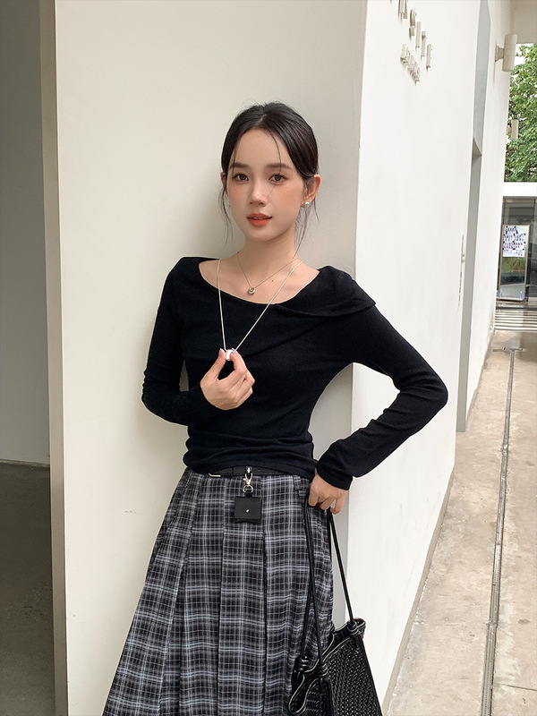 衣尔衫 秋韵 羊毛设计感荡领针织衫女修身超长袖韩系显瘦上衣0601|undefined