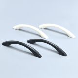 Пластиковая ручка-мост, черная американская простая ручка для шкафа, окна, ящика, двери шкафа, пластиковая мебельная ручка D6017