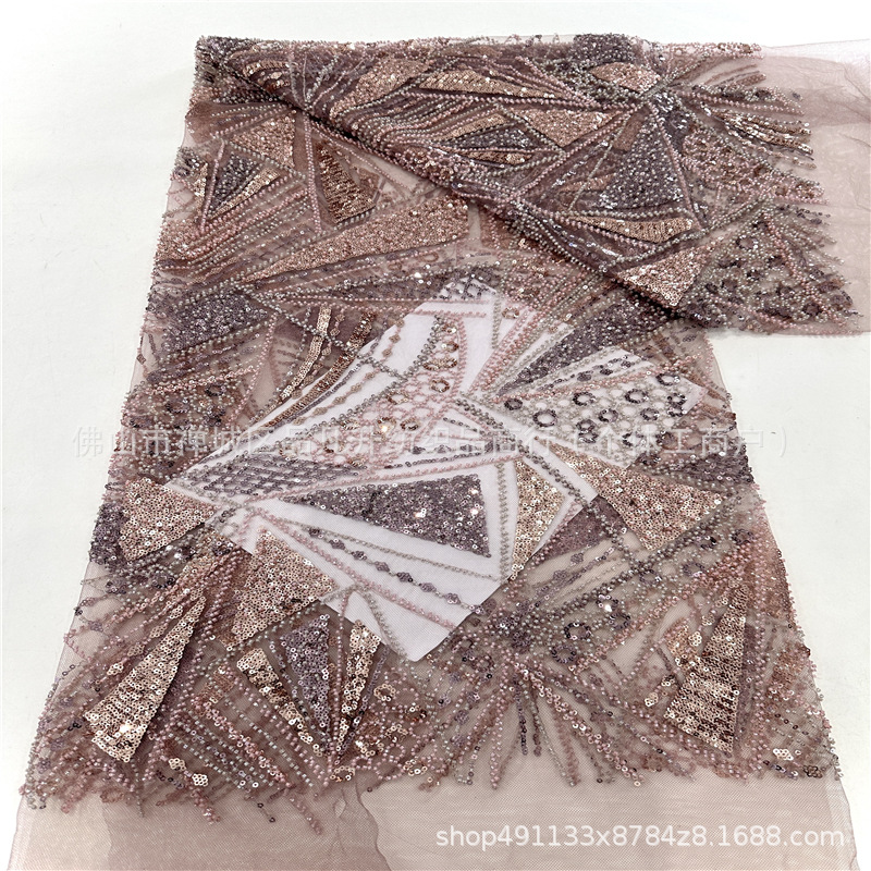 Fabricante de nuevos bordados transfronterizos europeos y estadounidenses, bordados de cuentas de lenteja, red bordada, tela de vestido de boda, brace