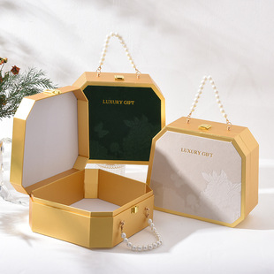 2025 New Light Luxury Portable Mid-Autumn Mooncake Gift Box Wholesale Creative 8-Pack Cantonese Snowskin Mooncake Box