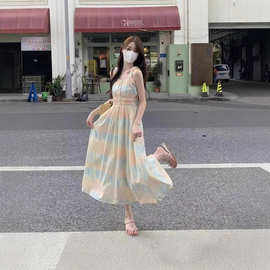 法式复古吊带连衣裙夏2024新款女休闲宽松显瘦吊带连衣裙