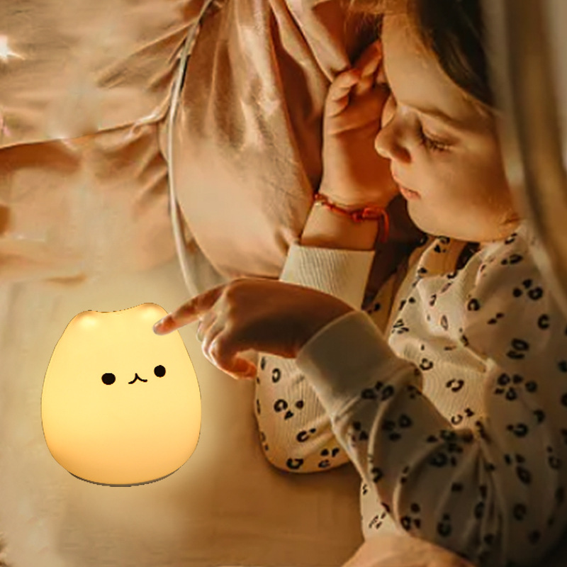 Lindo gato de cabeza grande, luz de noche creativa, luz de noche colorida, luz de palmaditas, cura, carga, luz de silicona, sueño para niños
