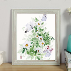 Retro-style wooden photo frame, antique-look, aged-effect design—perfect for European and American-style albums, 57-inch frames ideal for children's studios, wedding photography, and photo wall displays.