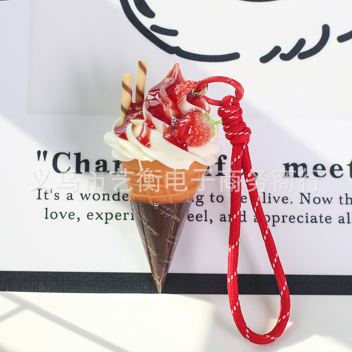 Simulación de colgantes de helado adorable red fruta torta modelo de decoración para el hogar accesorios de bolsas colgantes de automóviles