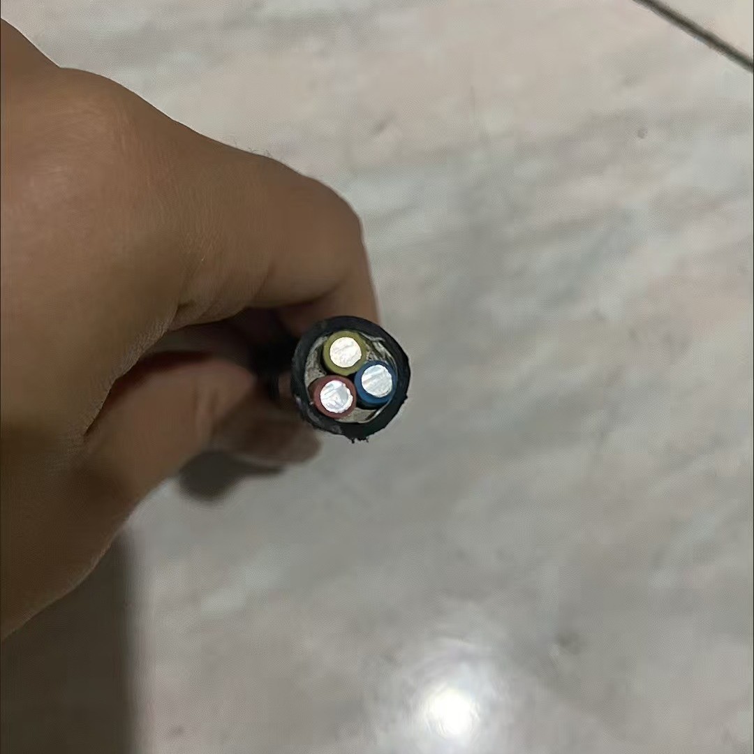 3相6平方电缆YJLV3*6电缆户外防老化架空电线电缆6平方铝线