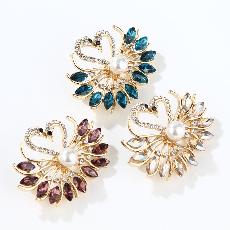 Korean fashion kristall perle schwan brosche cartoon tier pin mode kleidung zubehör corsage kleidung zubehör_voghion.com