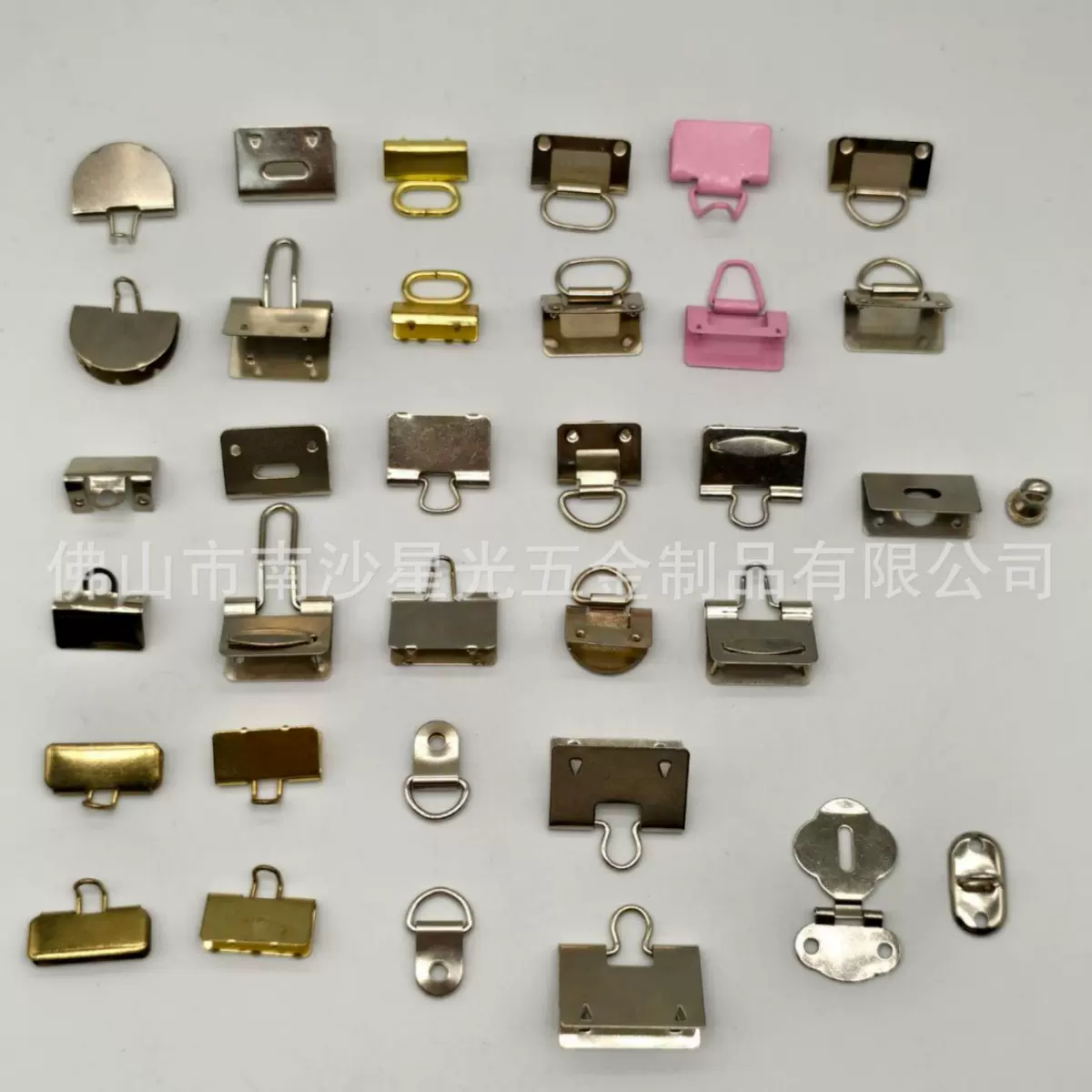 专供工厂直销百搭笔记本文具配件笔记本锁夹锁扣日记本铁夹片